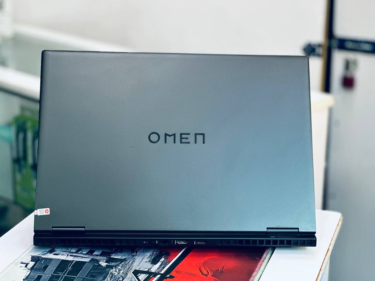 HP omen,Back side view